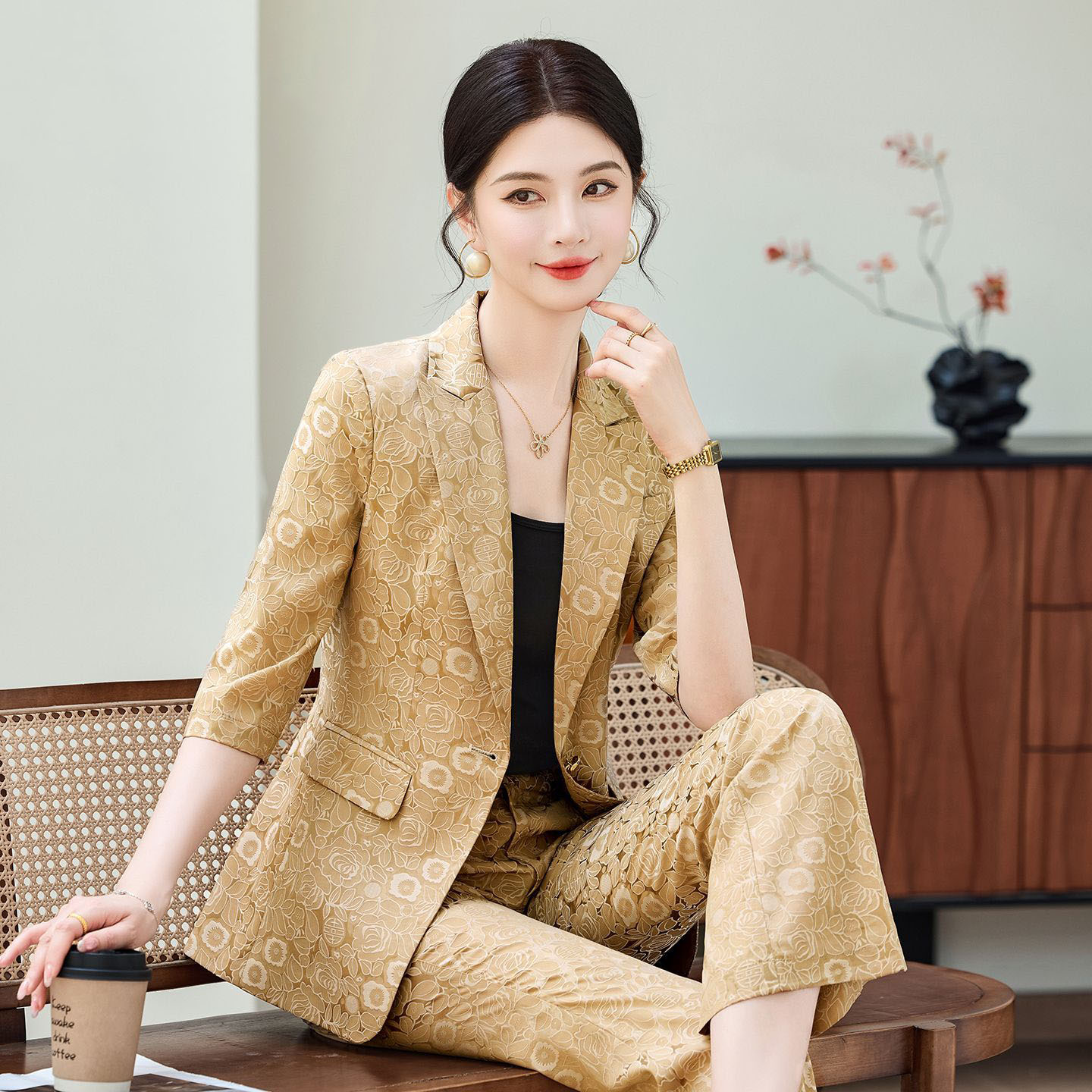 Women'S Formal Wear Suit - Fashion Apricot Half Sleeve Professional Suit
