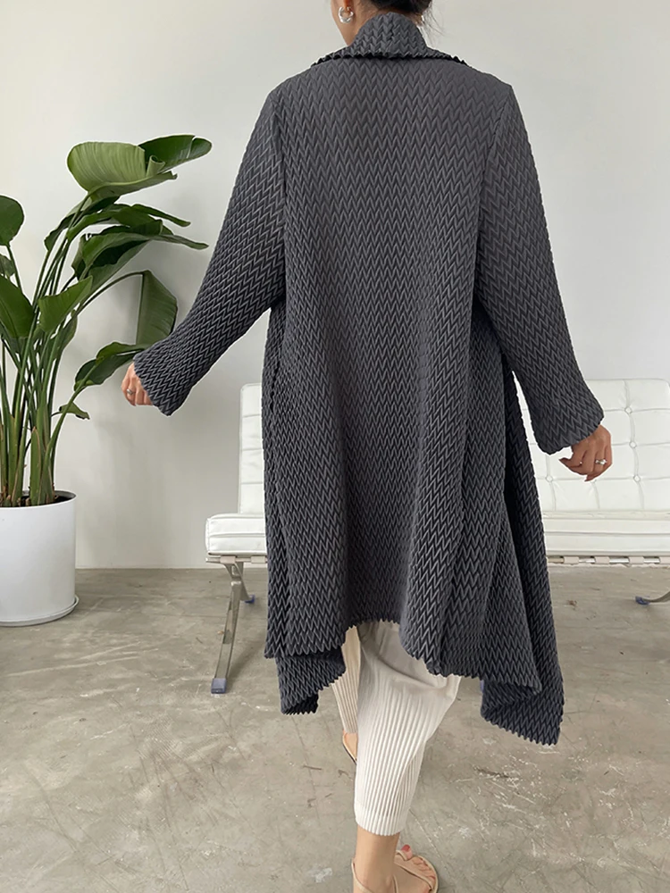 YUDX Miyake These 2024 Spring  - Trench Coat Formal ulasan dan harga