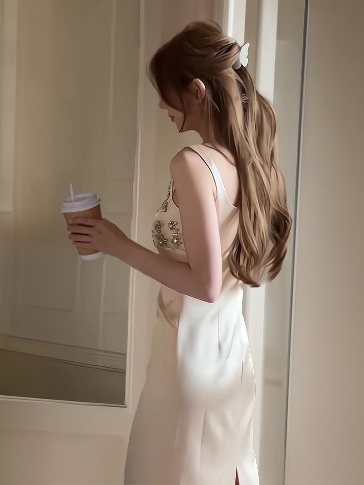 Elegant Heavy Work Satin Eveni - Women'S Elegant Formal Wear ulasan dan harga